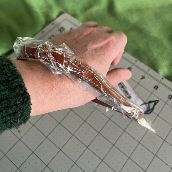 New. D & B Wristle (brown) - Picture 11 of 12